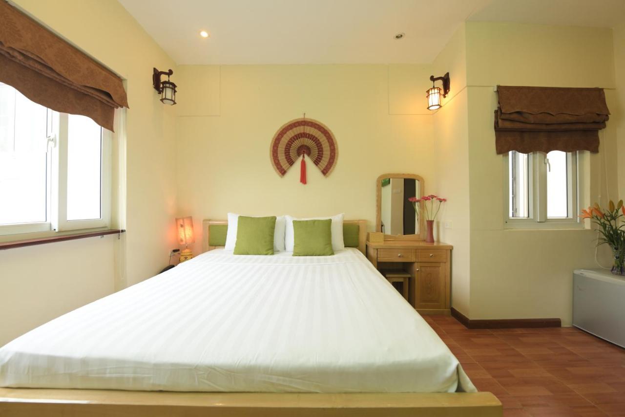 Holiday Lakeview Hotel Hanoi Zewnętrze zdjęcie