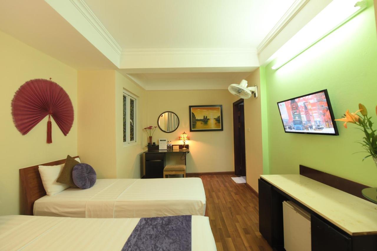 Holiday Lakeview Hotel Hanoi Zewnętrze zdjęcie